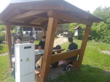 Odpočinek pod hradem Lichnice